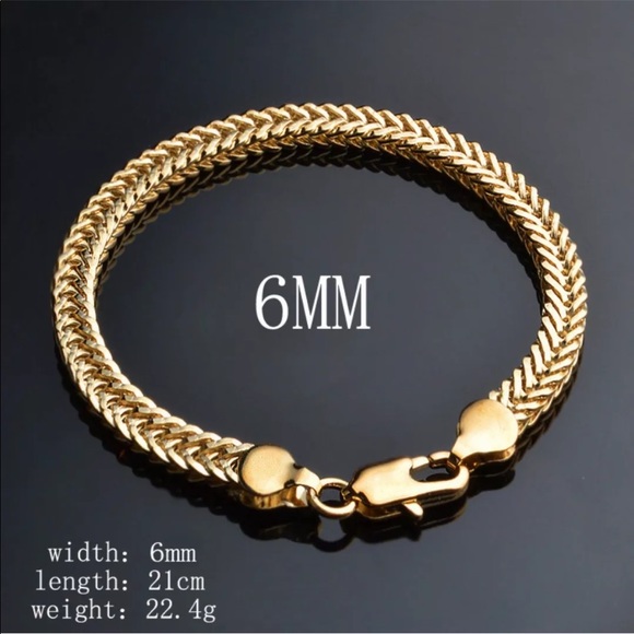 NEW*18K gold twist snake bracelet - Picture 3 of 3